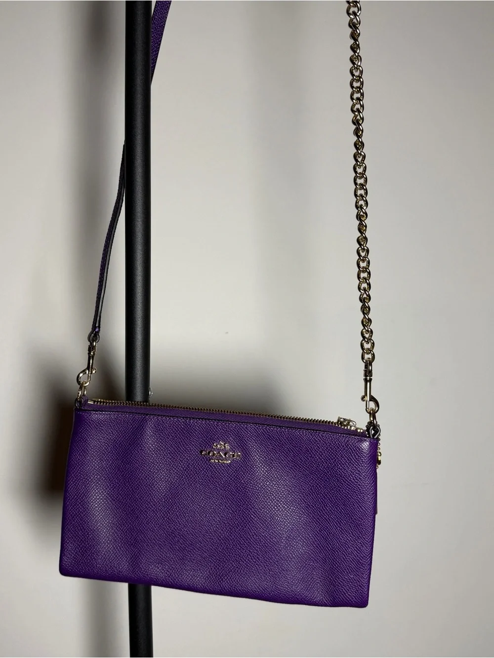 Coach Kylie Crossbody Bag Purple Crossgrain Leather Gold Chain Strap Like New